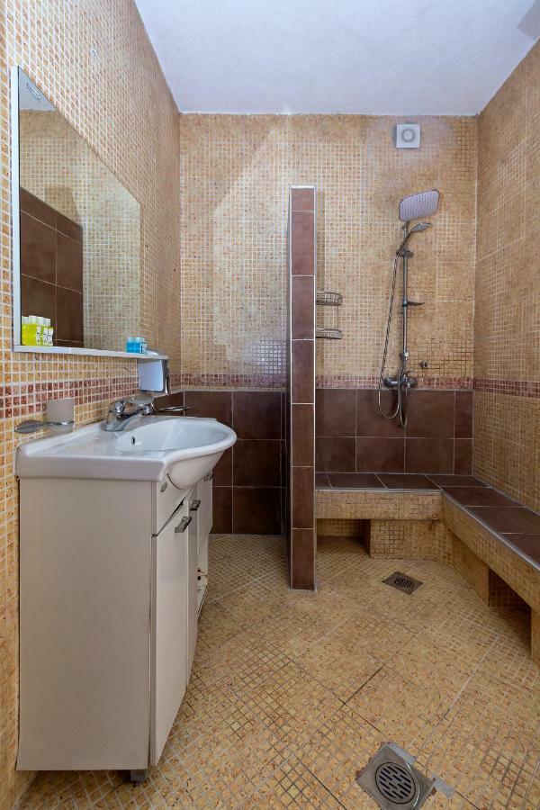 Upper Gate Apartments オフリド エクステリア 写真