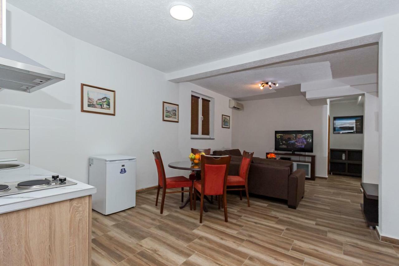 Upper Gate Apartments オフリド エクステリア 写真